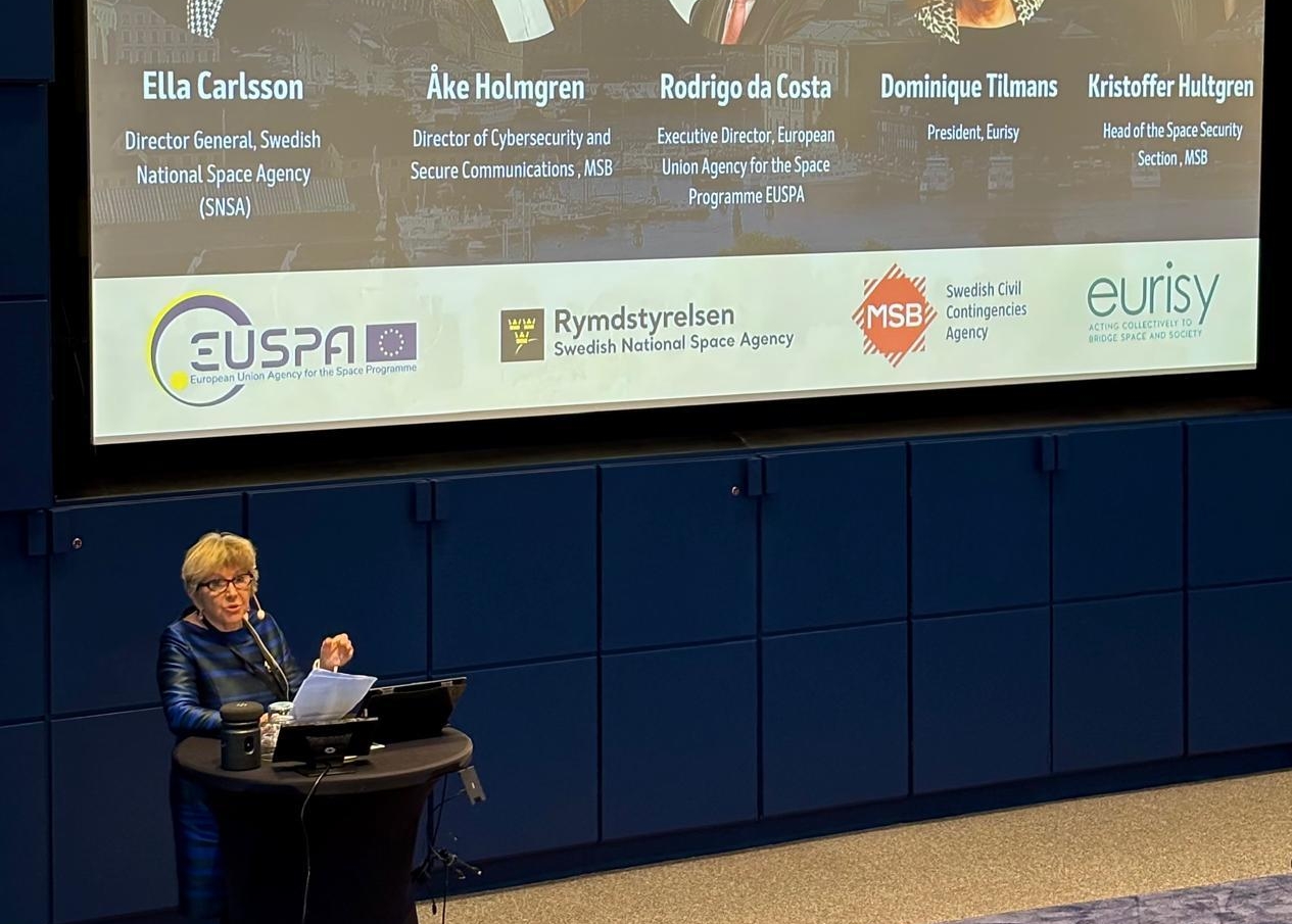 SATELLITE-BASED SOLUTIONS FOR DISASTER RISK MANAGEMENT in Stokholm SATELLITE-BASED SOLUTIONS FOR DISASTER RISK MANAGEMENT in Stokholm